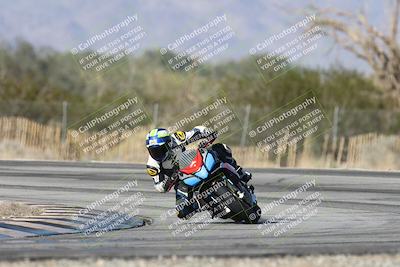 media/Dec-01-2025-Moto Forza (Mon) [[2daa91e15f]]/2-Intermediate Group/Session 3 (Turn 3)/